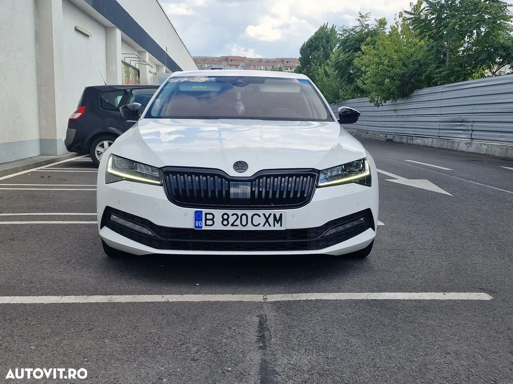 Skoda Superb 2.0 TDI DSG Ambition - 13