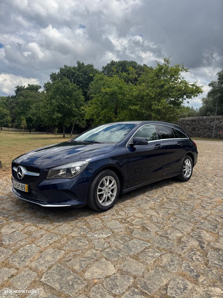 Mercedes-Benz CLA 180 d Shooting Brake - 36
