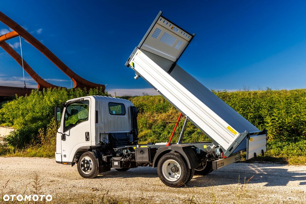 Isuzu M21 TT