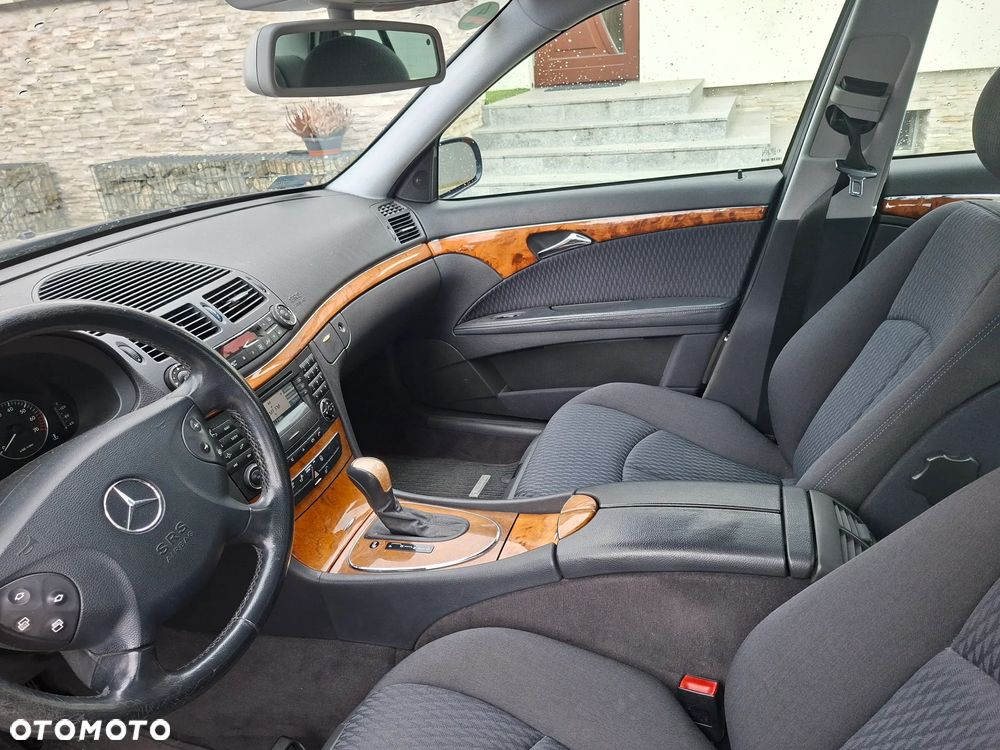 Mercedes-Benz Klasa E - 6