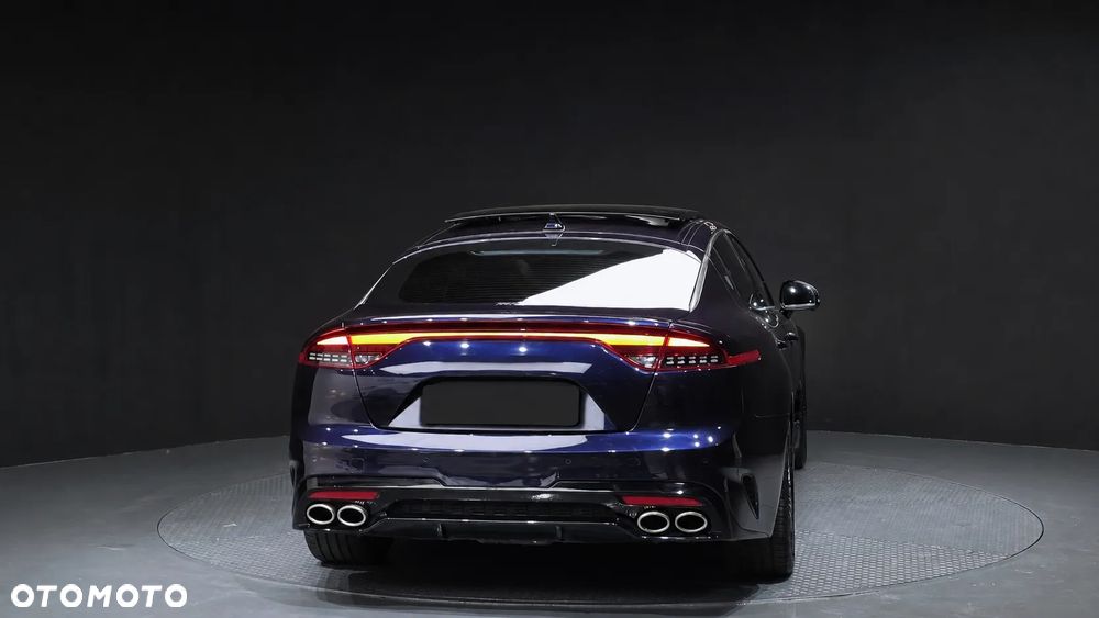 Kia Stinger - 5
