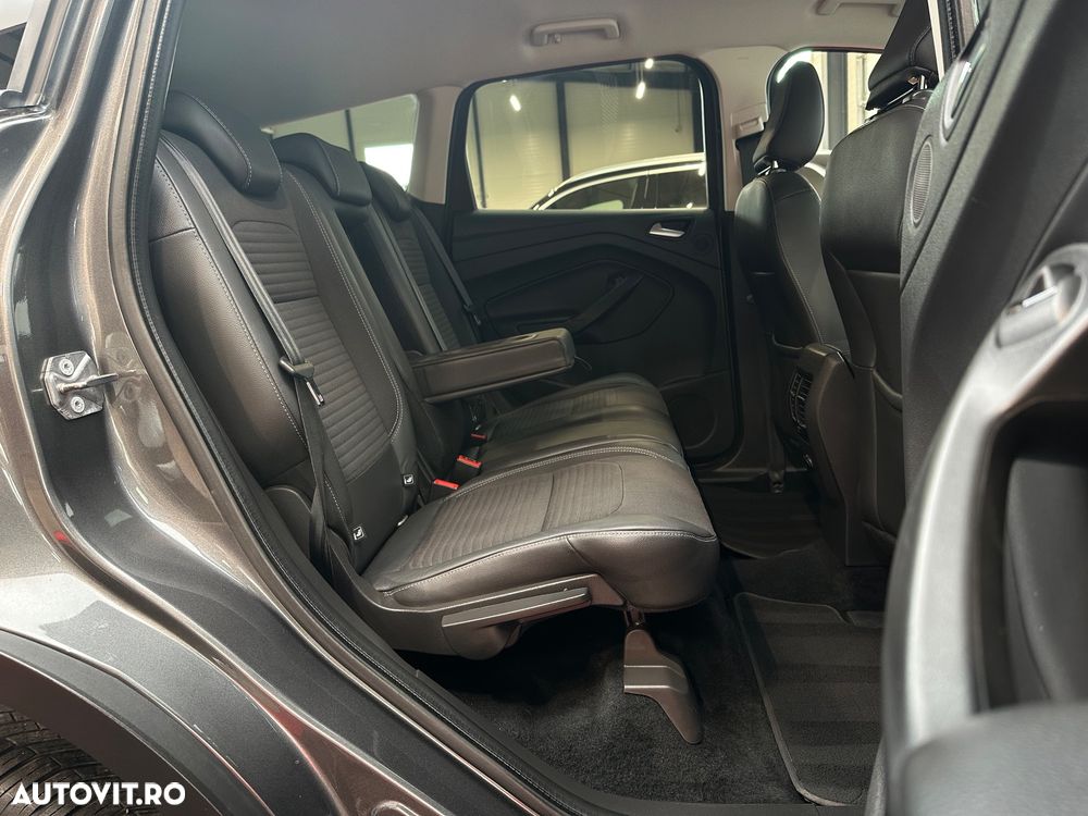 Ford Kuga 2.0 TDCi 4x4 Aut. Titanium - 25