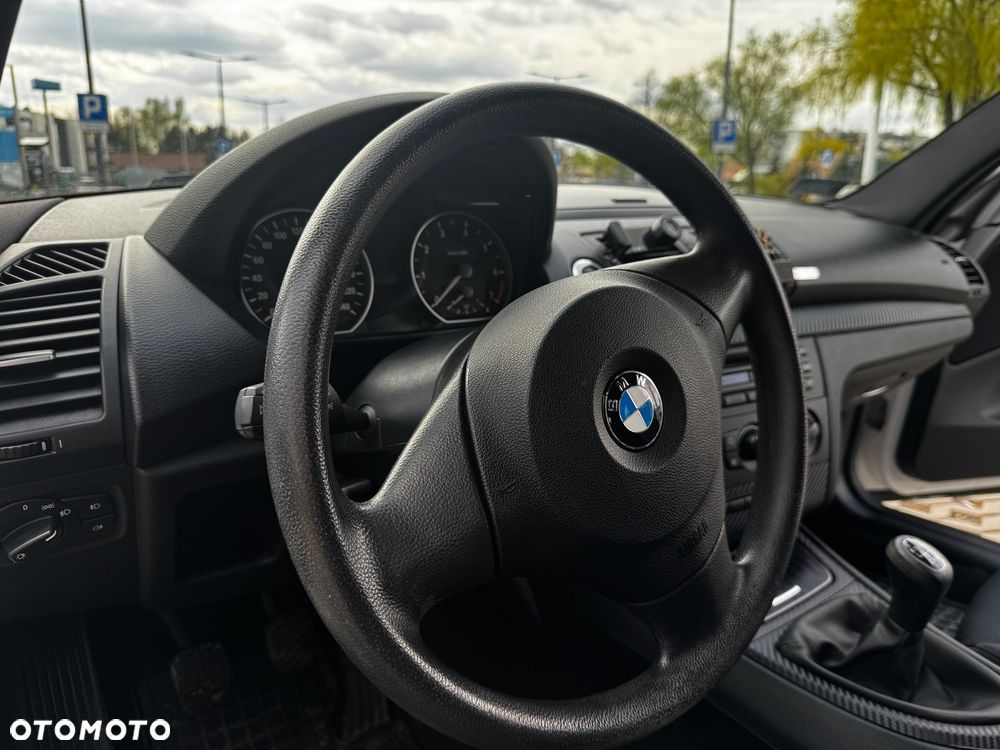 BMW Seria 1 116i - 7