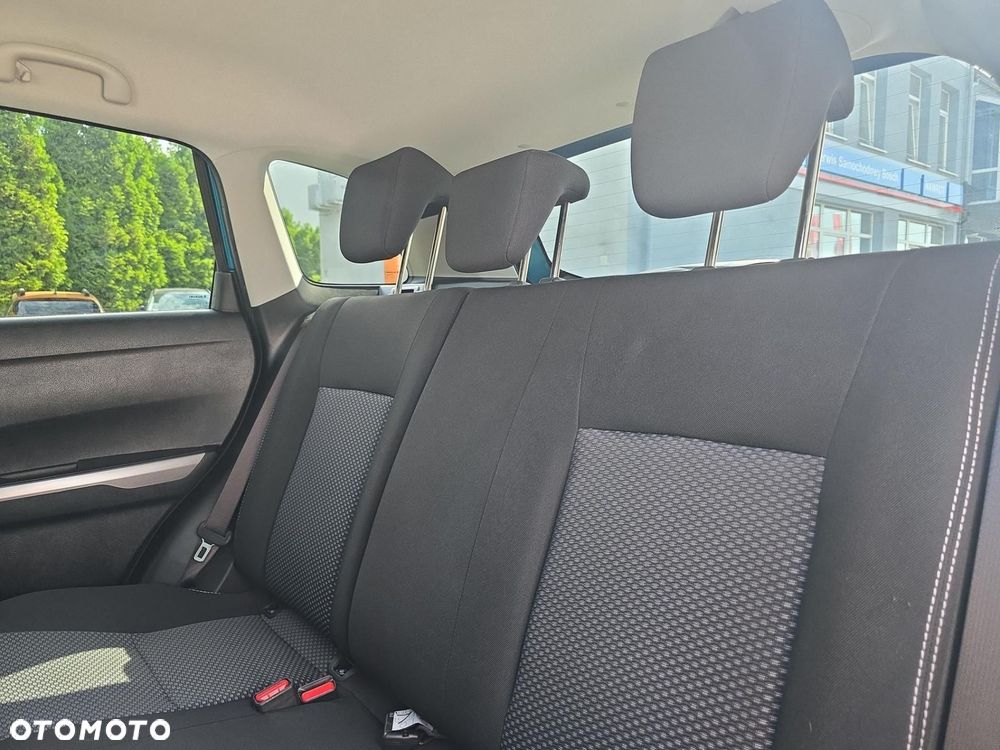 Suzuki Vitara 1.4 Boosterjet SHVS Premium 2WD - 17