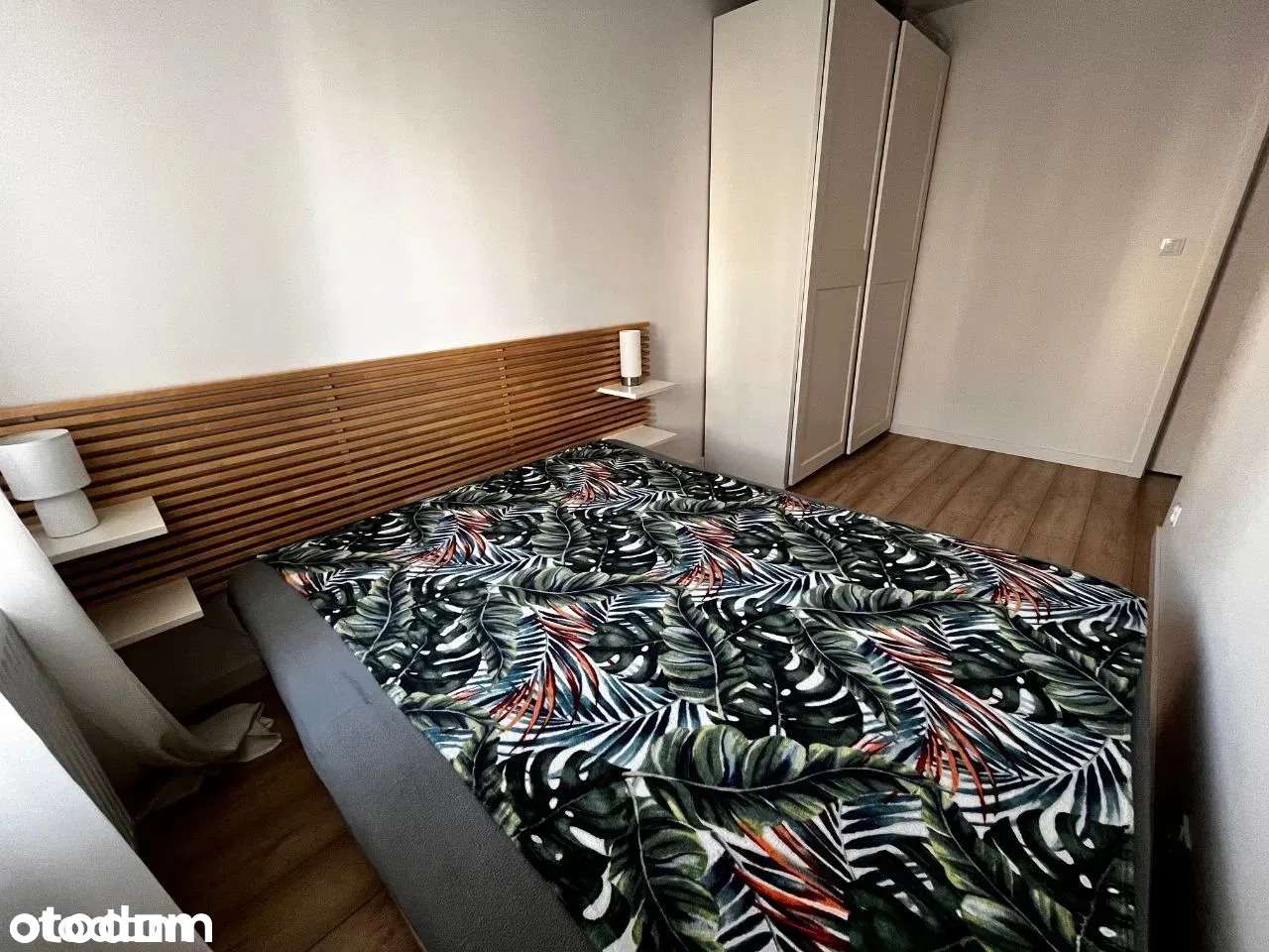 Nieprzechodnie 3 pokoje z kuchnią, garaż, PKP i metro, bezpośrednio