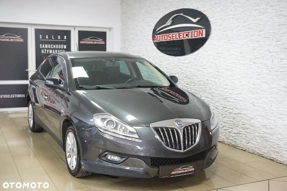 Lancia Delta 2.0 MJ Gold - 8