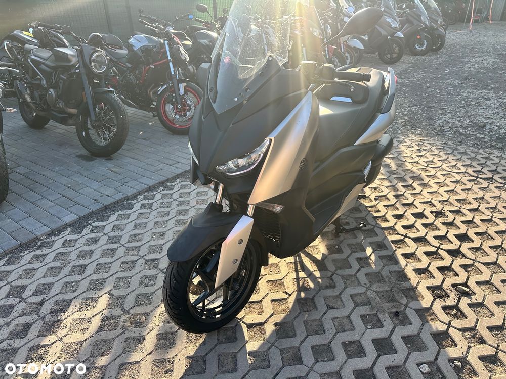Yamaha X-max