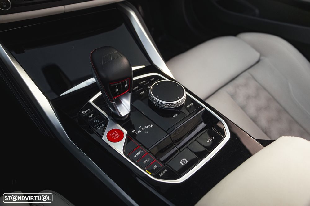 BMW M4 Competition M xDrive - 28