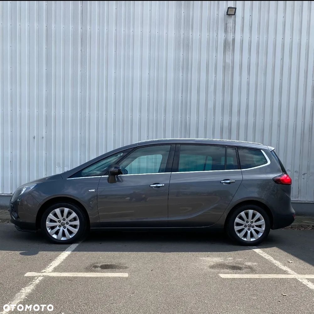 Opel Zafira Tourer 2.0 CDTI Active - 2