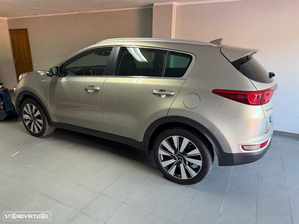 Kia Sportage 1.6 CRDi ISG SX - 3