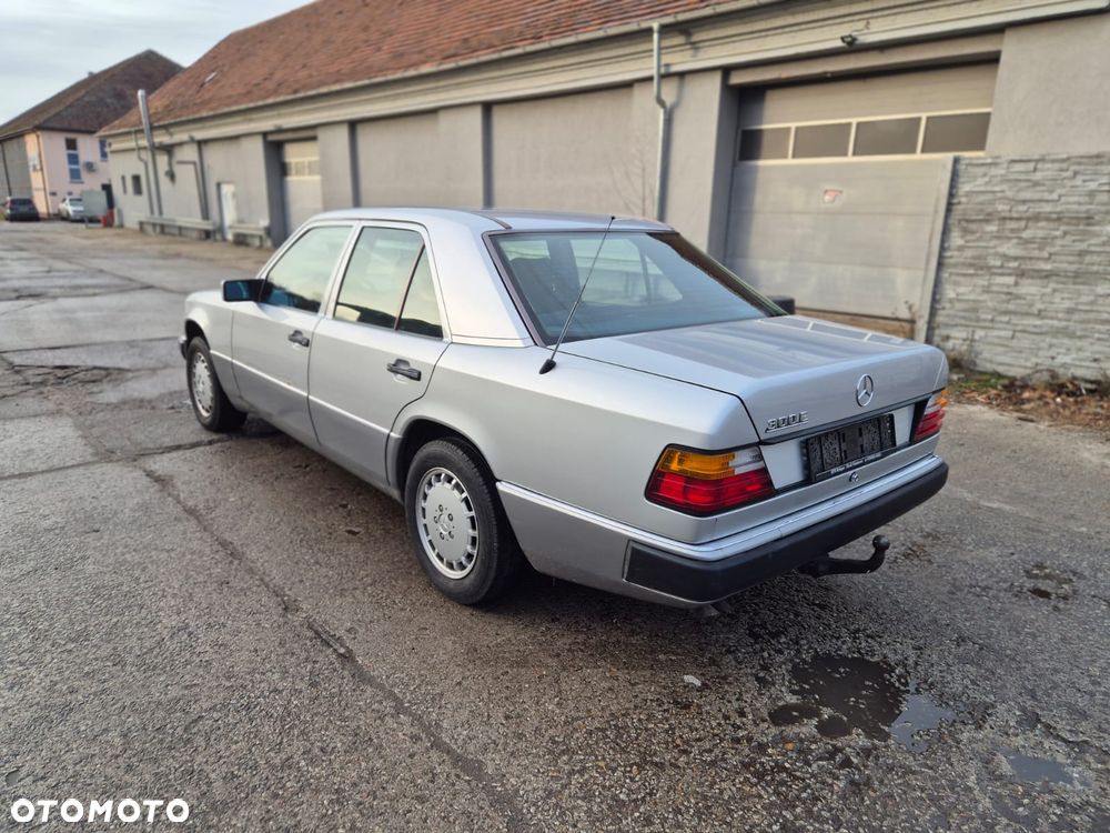 Mercedes-Benz W124 (1984-1993) - 5