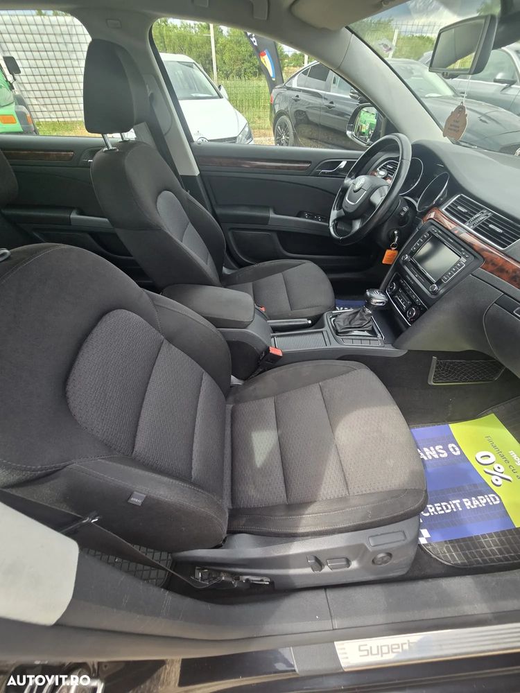 Skoda Superb 2.0 TDI DSG Comfort - 21