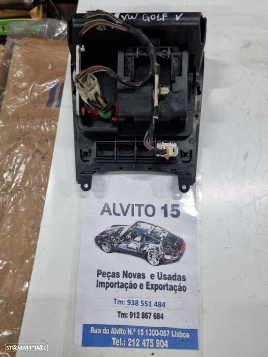 cinzeiro VW Golf V e botão ESP - 2