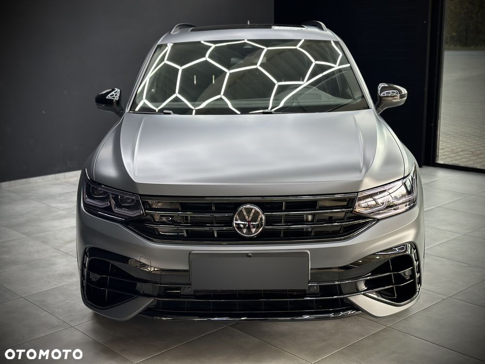Volkswagen Tiguan - 10