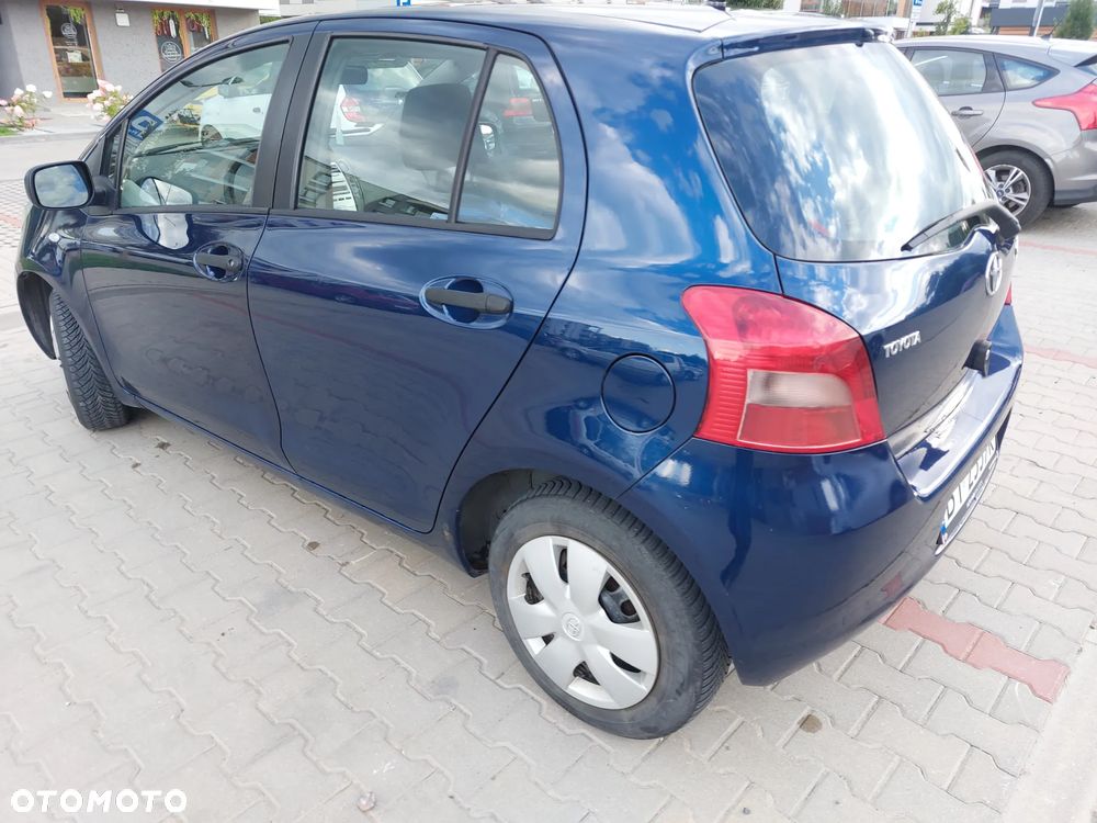 Toyota Yaris 1.0 Luna A/C - 5
