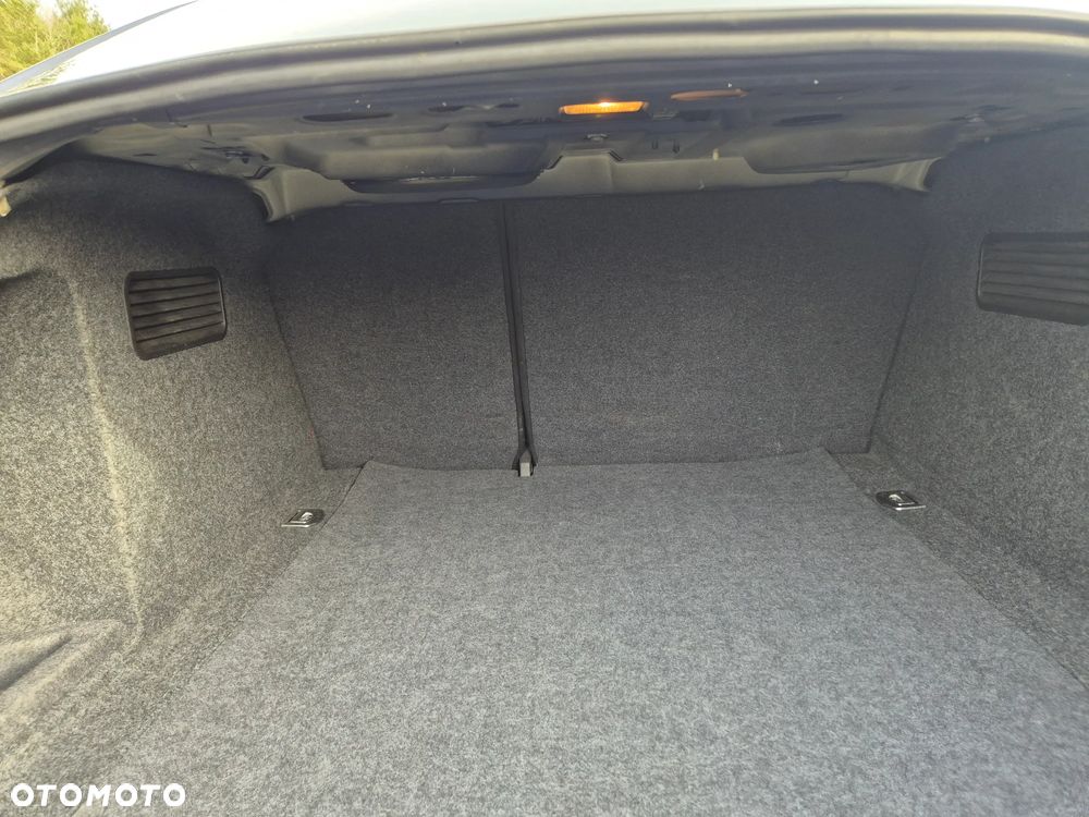 Audi A4 Limousine - 3