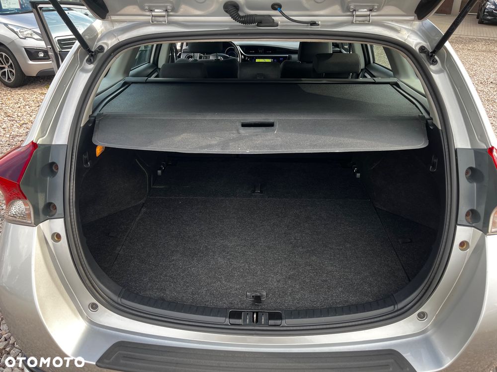 Toyota Auris 1.6 D-4D Comfort - 30