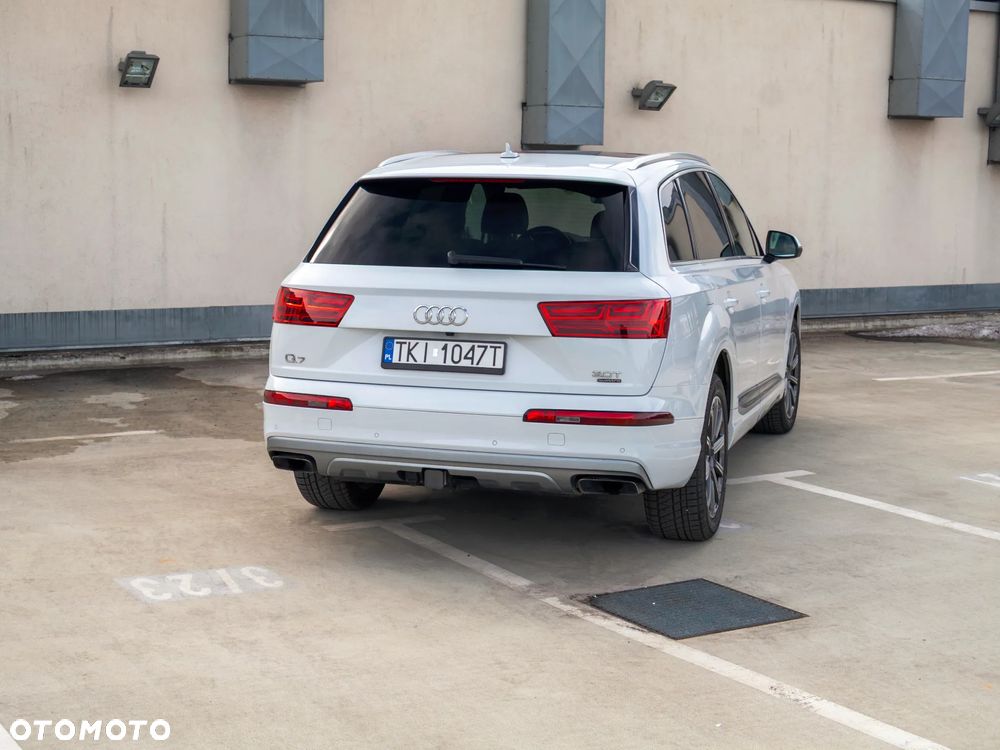 Audi Q7 - 3