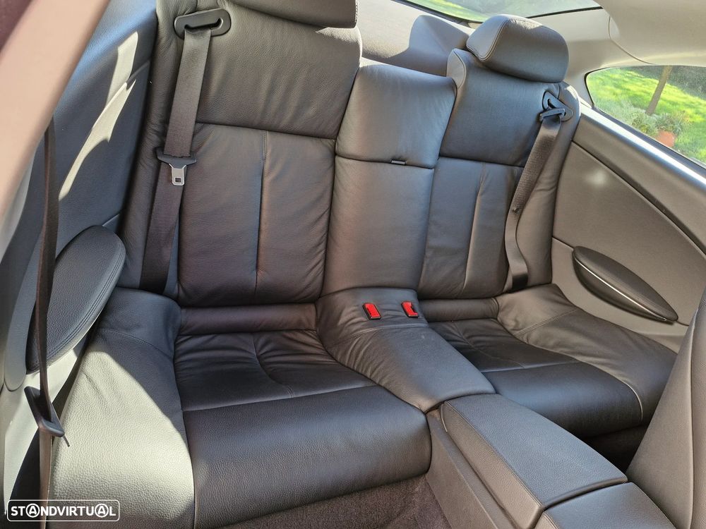 BMW 630 CiA - 12