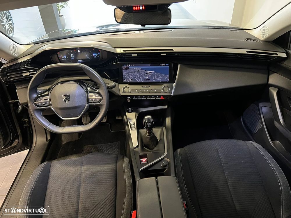 Peugeot 308 SW - 11