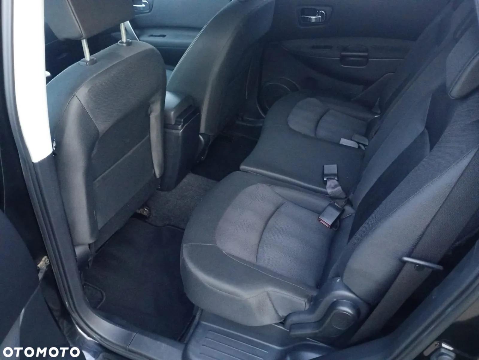 Nissan Qashqai+2 - 9