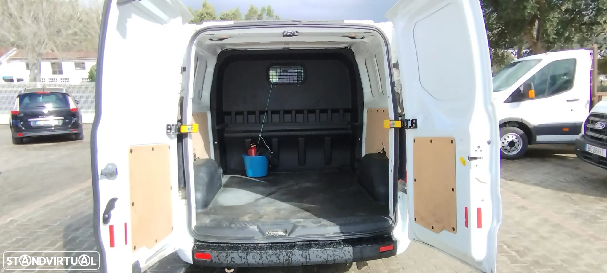 Ford TRANSIT CUSTOM L2H1 2.0 TDCI || 6 LUG. - 6
