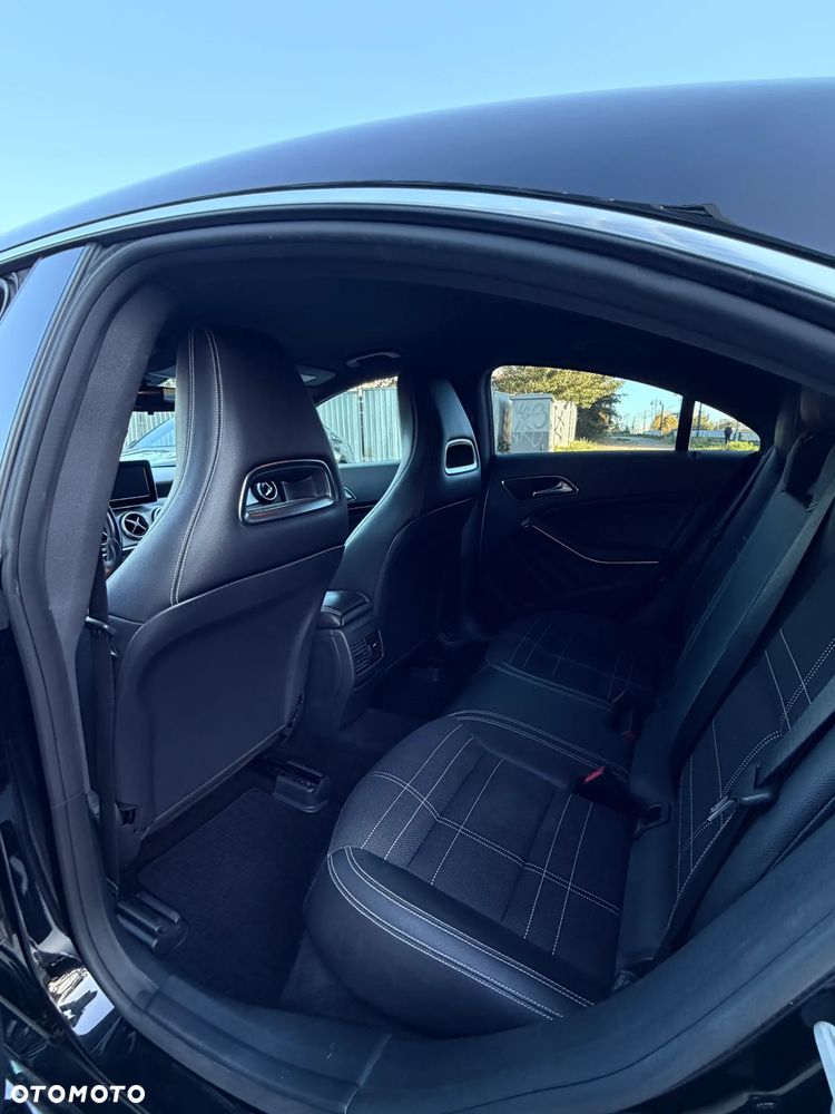Mercedes-Benz CLA - 11
