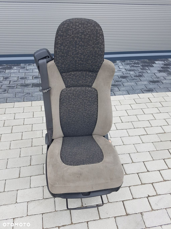 FOTEL SIEDZISKO PASAŻERA PRAWY DAF XF 105 , 65 75 85 CF EURO 5