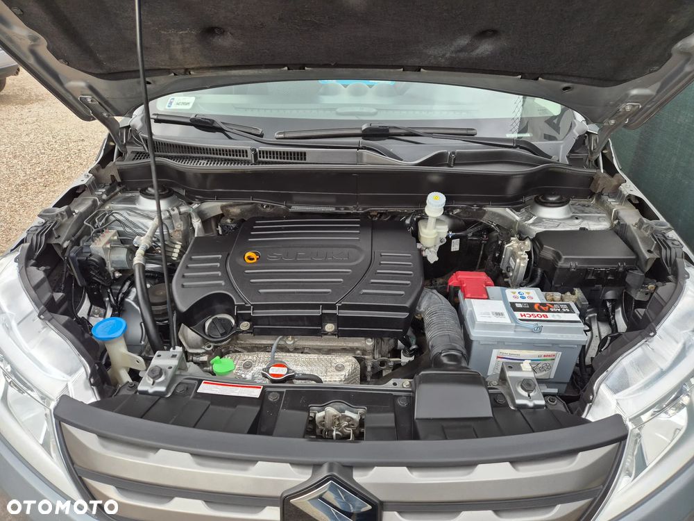 Suzuki Vitara 1.6 Premium 4WD - 32