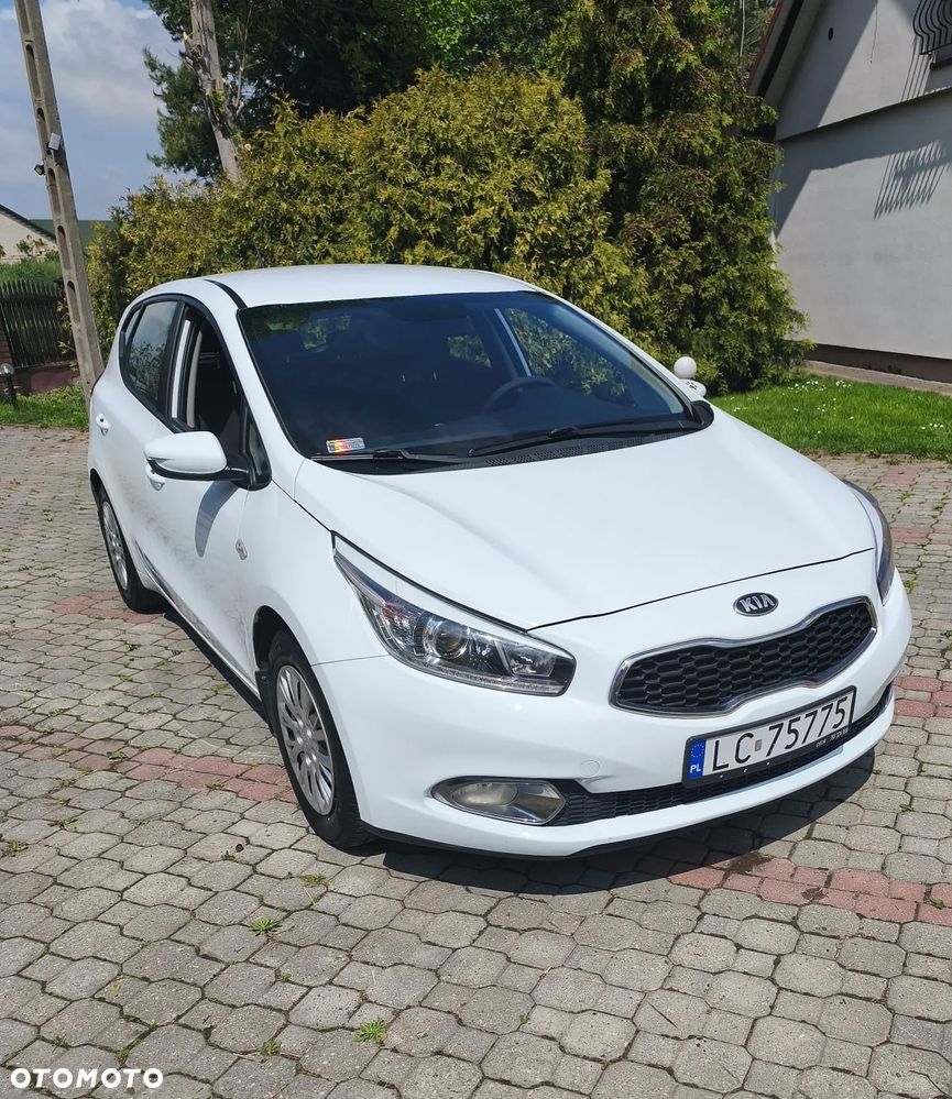 Kia Ceed 1.6 GDI L - 3