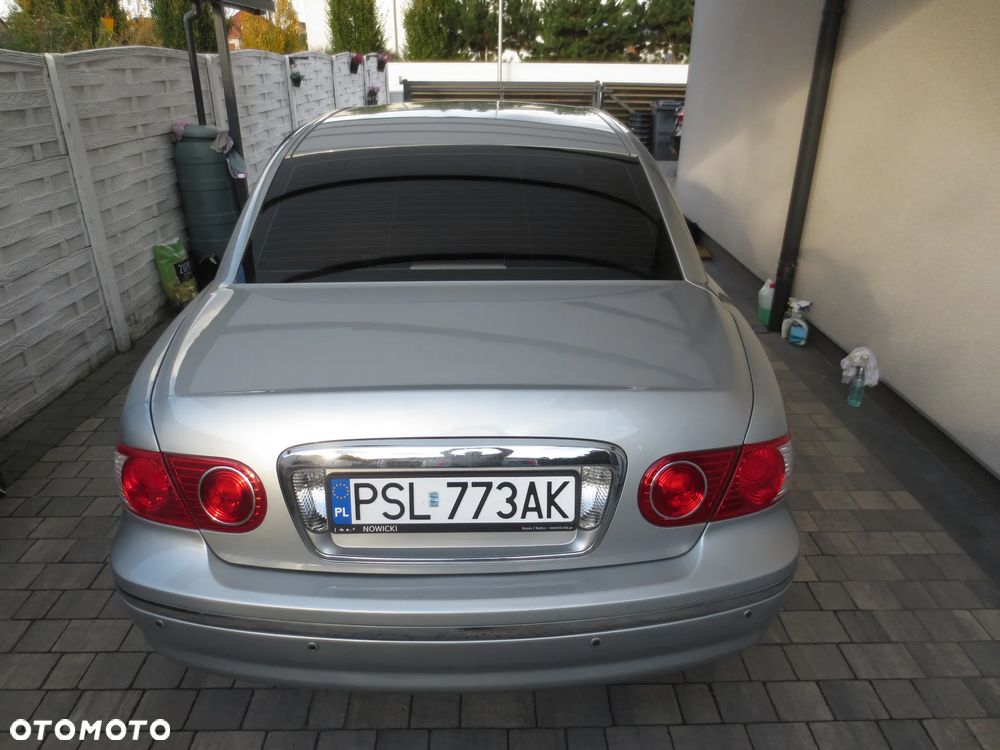 Kia Opirus 3.5 V6 Executive - 16