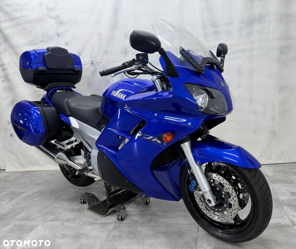 Yamaha FJR - 7
