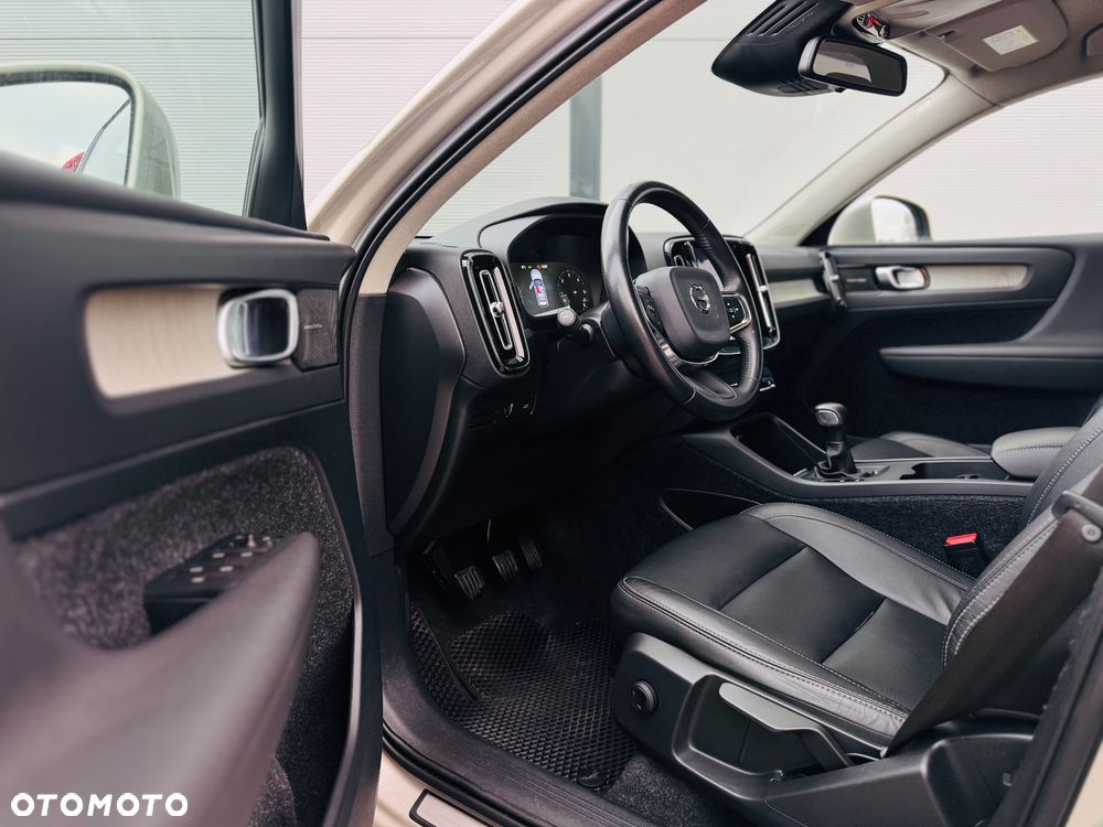 Volvo XC 40 D3 SCR Inscription - 27