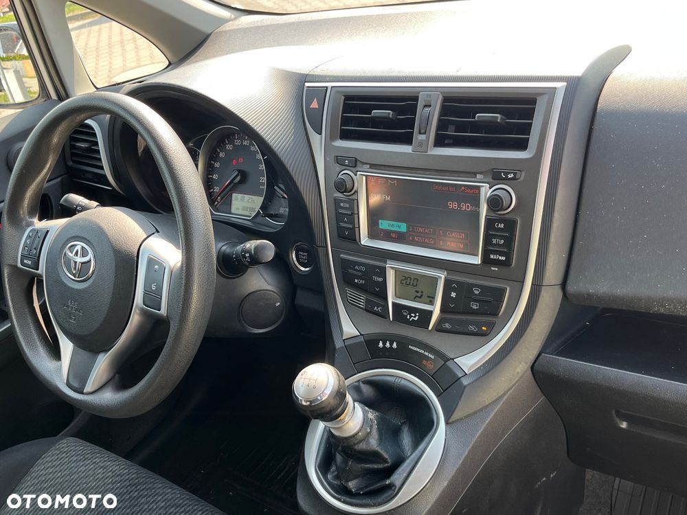 Toyota Verso S 1.4 D-4D - 4