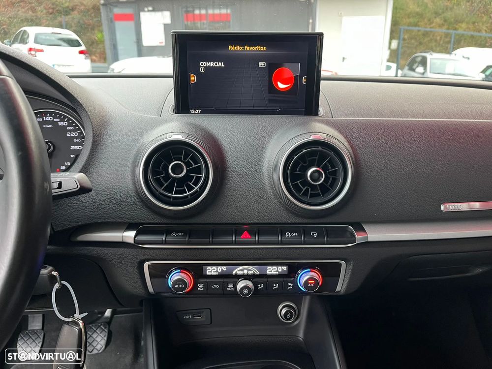 Audi A3 Sportback 1.6 TDI Attraction - 24