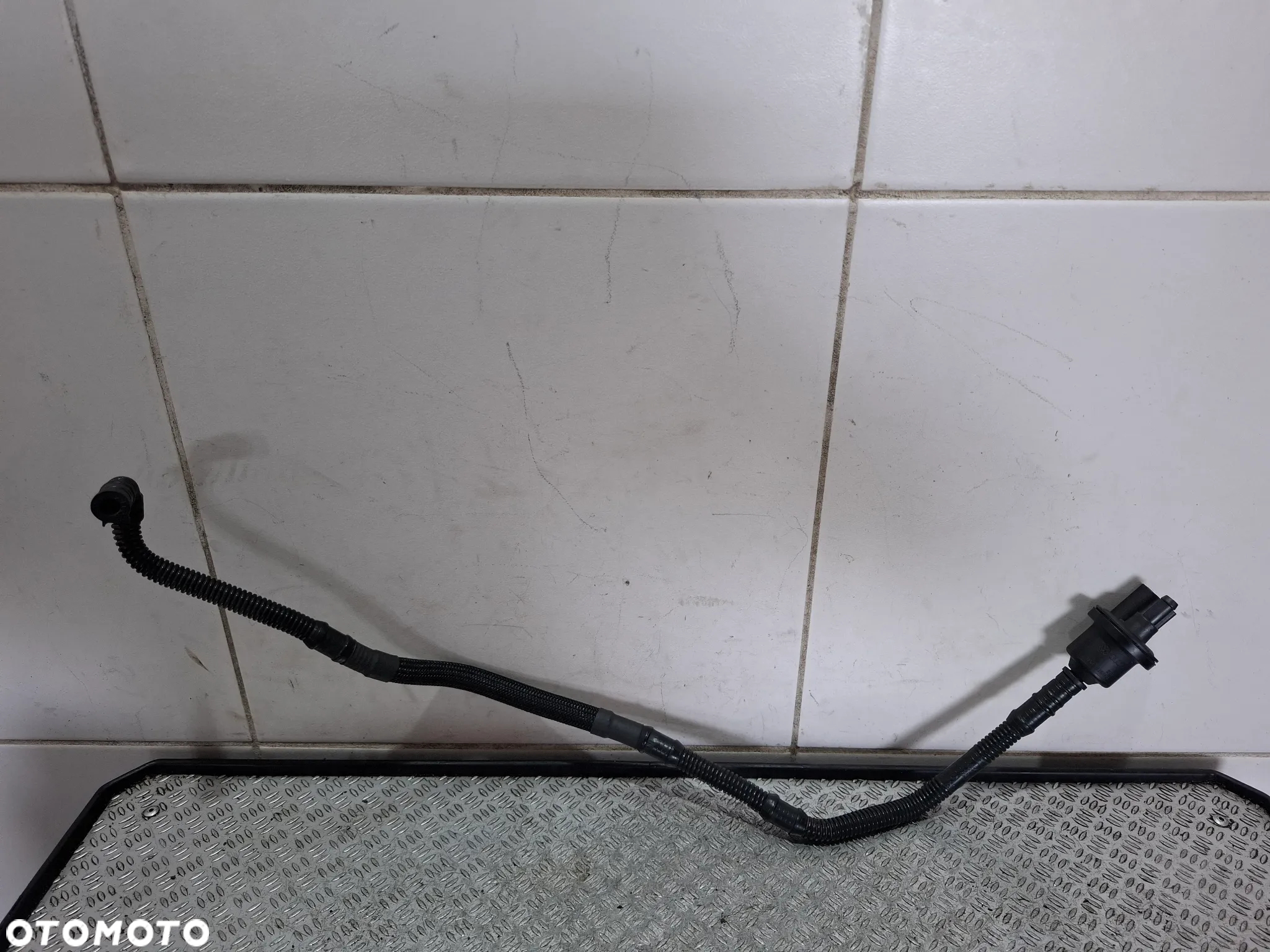 Zawór odpowietrzający Volkswagen Seat Skoda nr 6QE906517A - 3