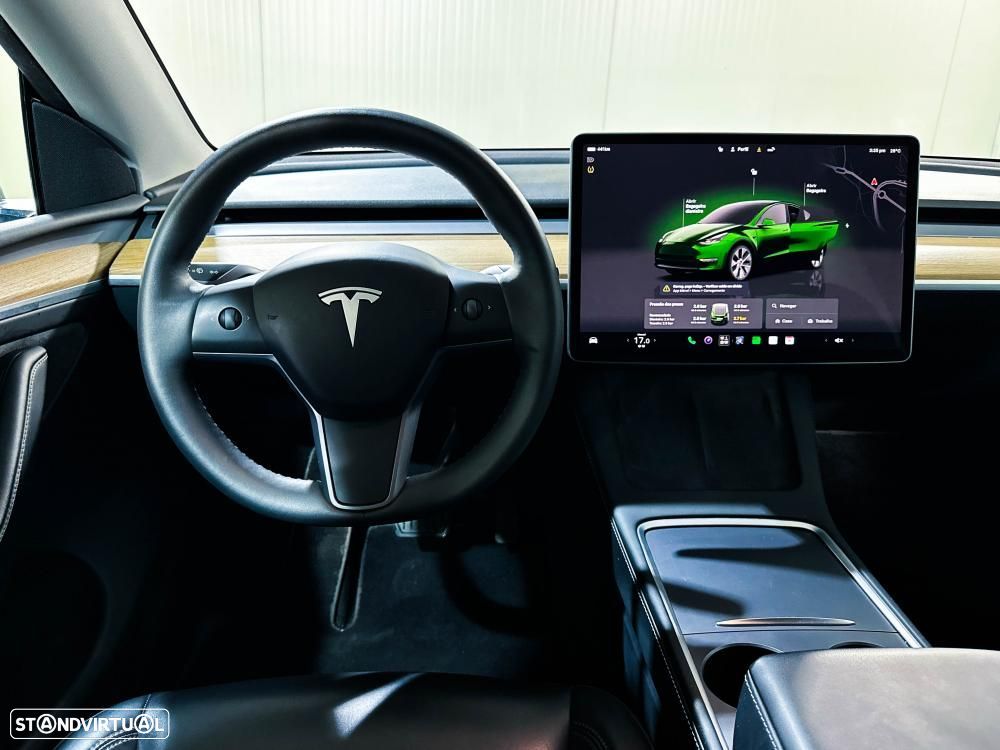 Tesla Model Y Long Range Dual Motor AWD - 21
