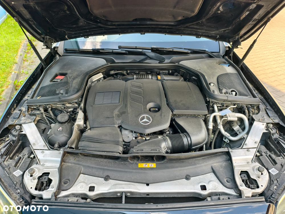 Mercedes-Benz Klasa E 300 d 9G-TRONIC Avantgarde - 34