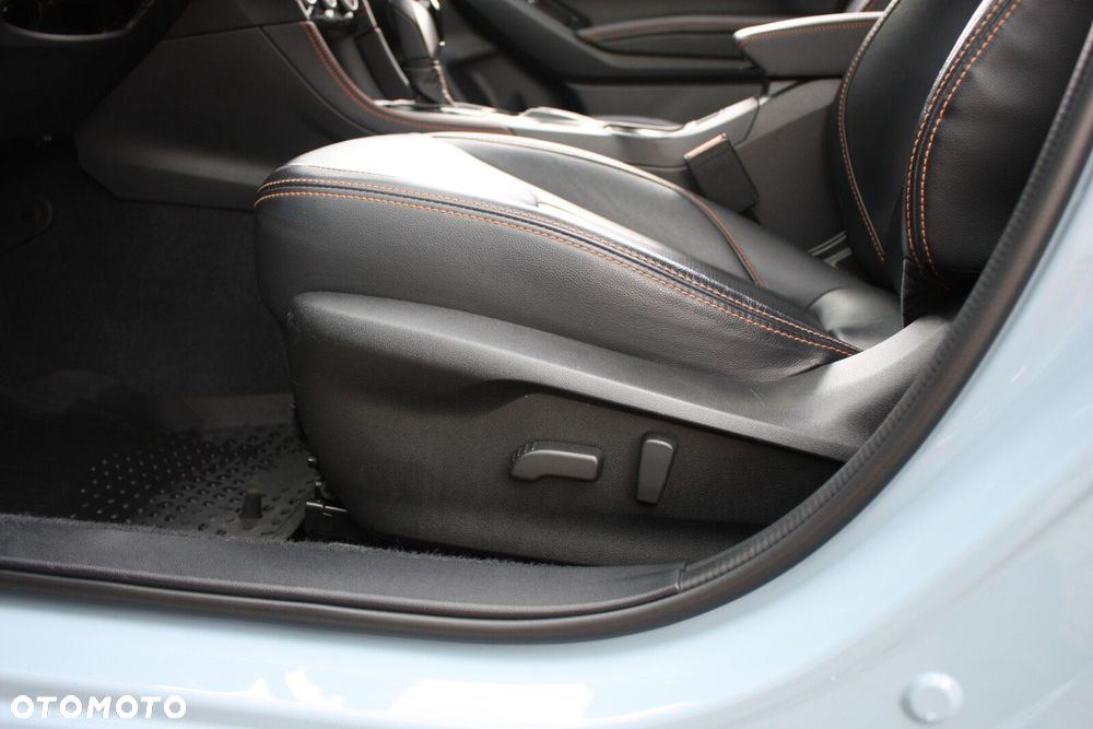 Subaru XV 2.0i-S Platinum (EyeSight) Lineartronic - 35