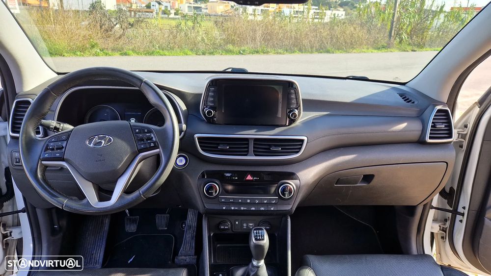 Hyundai Tucson - 4
