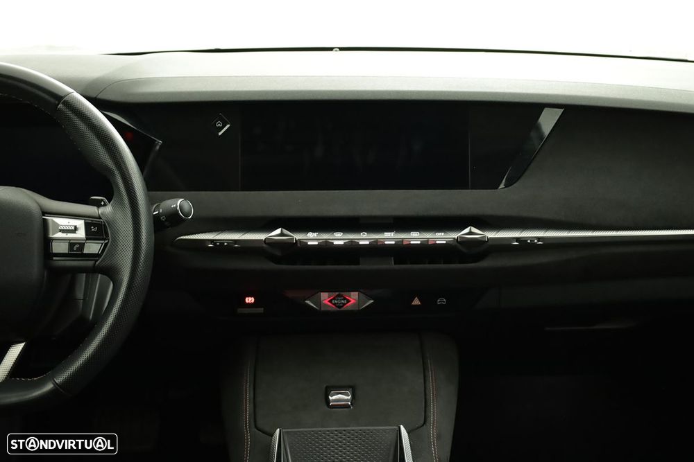 DS DS4 4 1.2 PureTech Performance Line EAT8 - 9