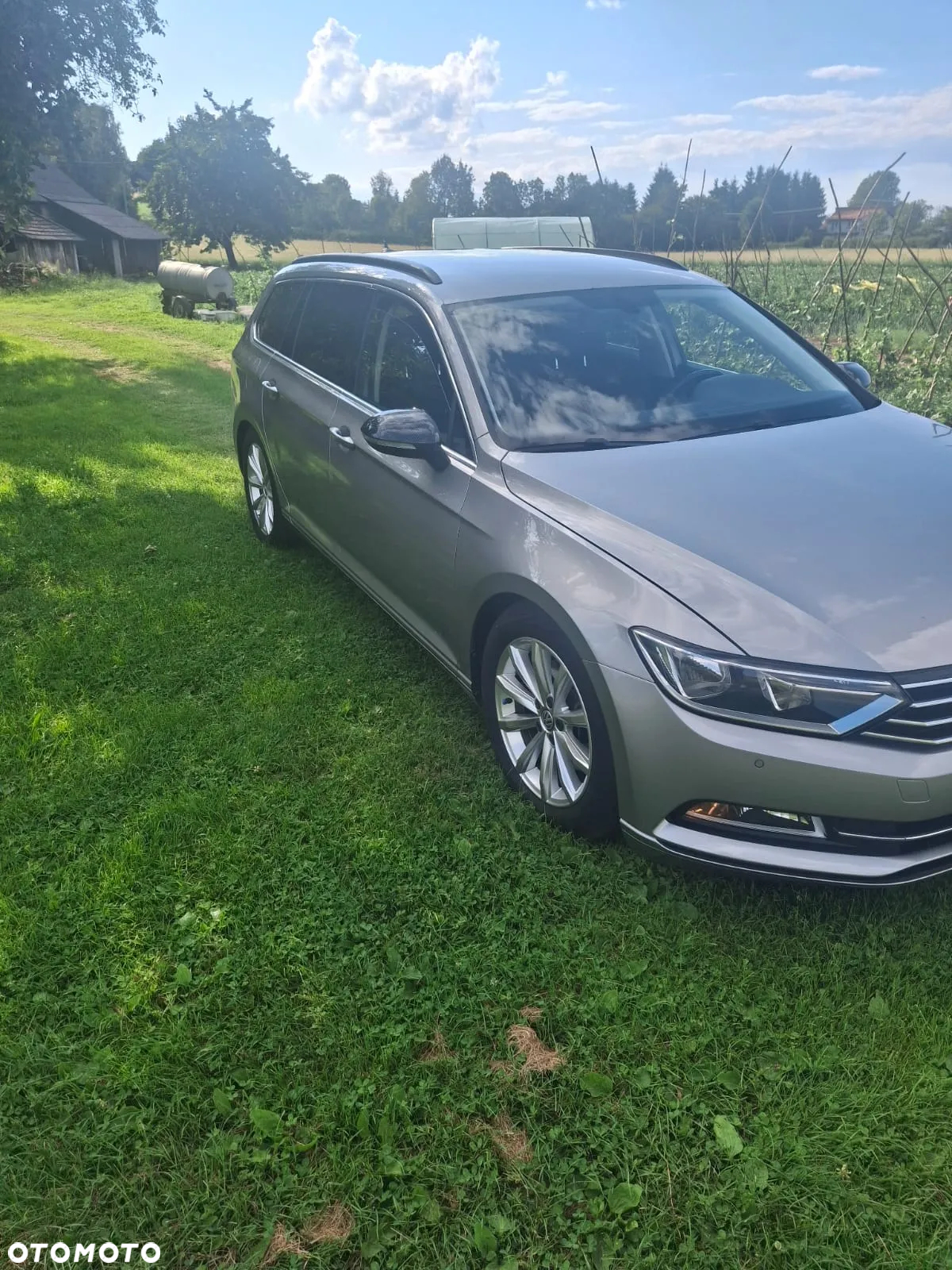 Volkswagen Passat Variant 2.0 TDI DSG (BlueMotion Technology) Comfortline - 4
