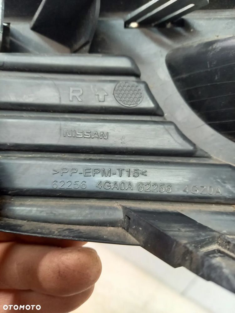 Infiniti Q50 Q 50 kratka Prawa przód chrom w zderzak przedni przód - 3