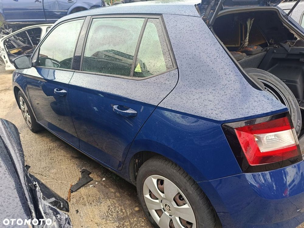 SKODA FABIA III LIFT LUSTERKO PRAWE LF5A - 5