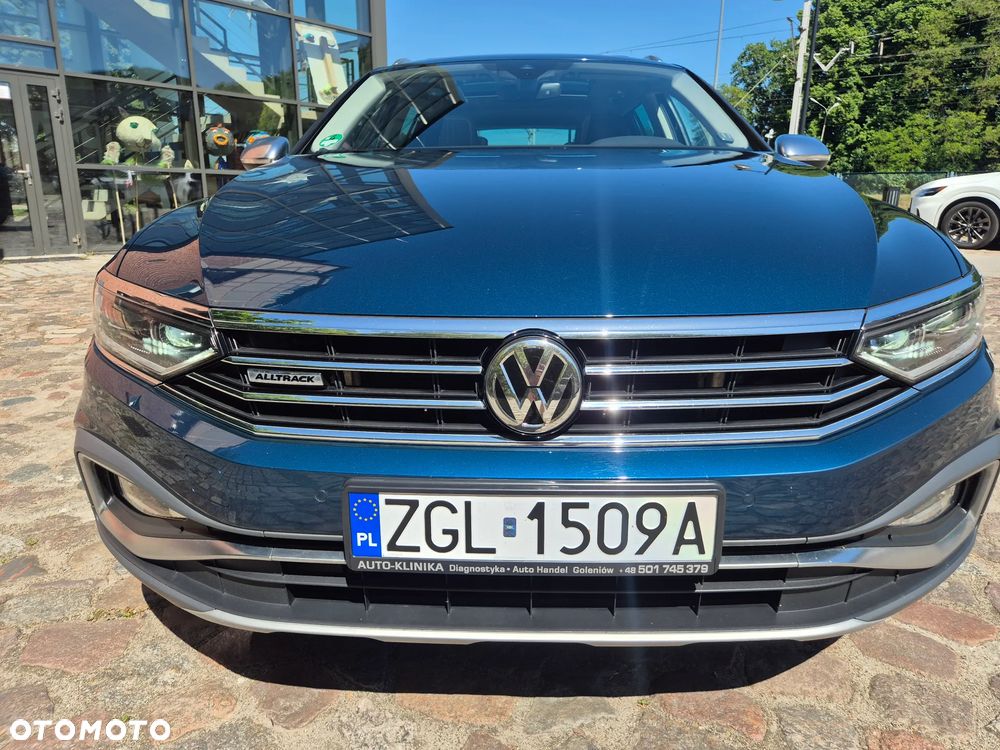 Volkswagen Passat - 11
