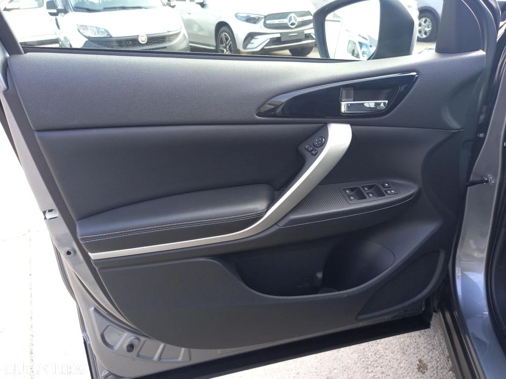 Mitsubishi Eclipse-Cross PHEV Intense+ - 19