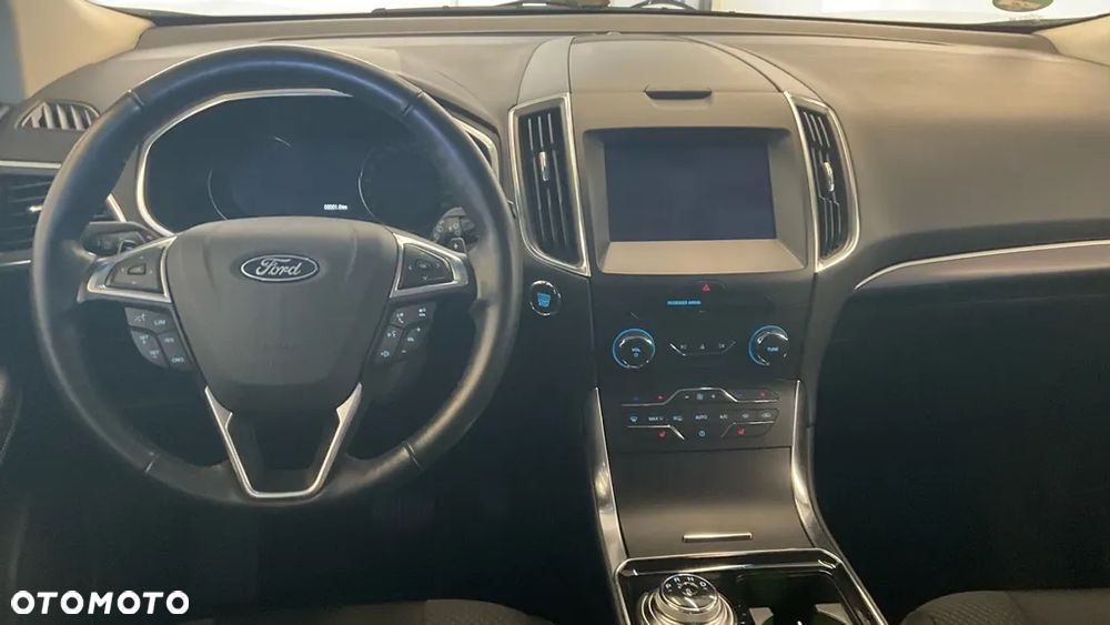 Ford Edge 2.0 EcoBlue Twin-Turbo 4WD Titanium - 4