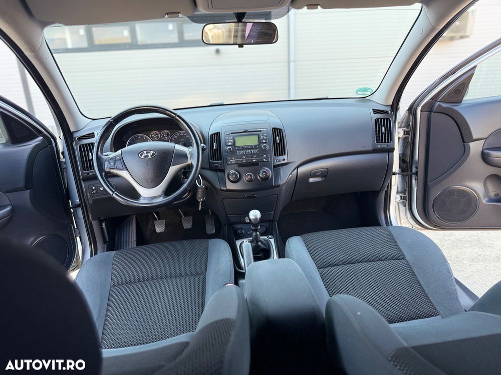 Hyundai i30 1.4 Comfort - 8