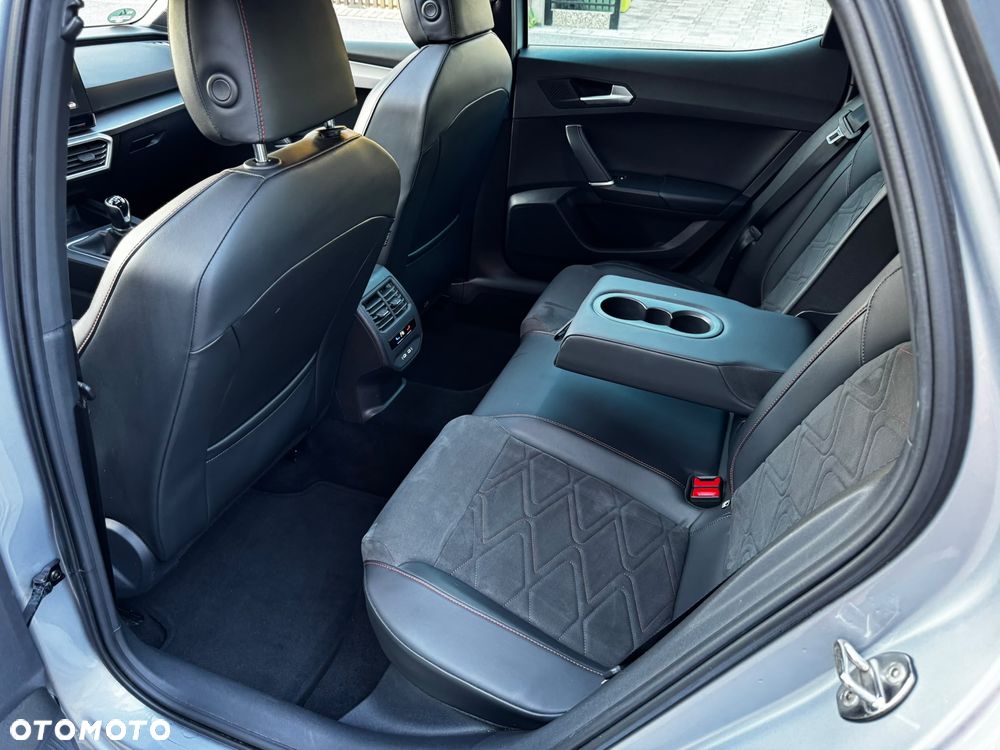 Seat Leon 2.0 TDI FR Plus - 8