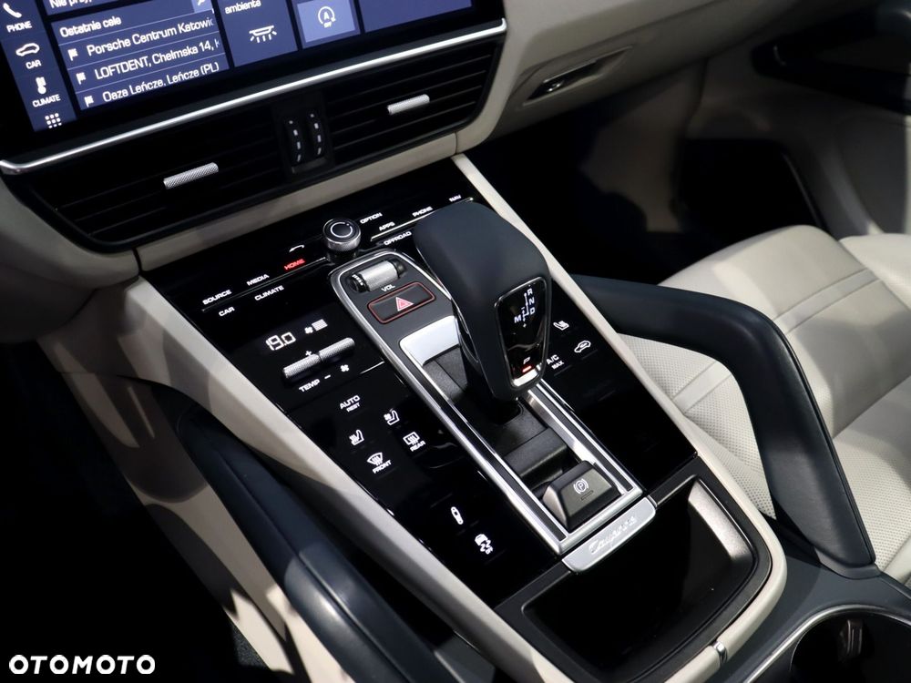 Porsche Cayenne S - 24
